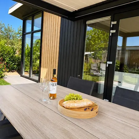 Luxe Vakantievilla Met Privé Jacuzzi Op De Veluwe